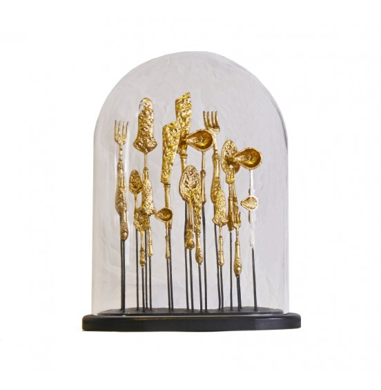 GOLD REÇİNE ÇATAL BIÇAK ÜZERİNDE OVAL KÜRE 33,5x19x41,5CM