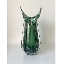YEŞİL CAM VAZO 20x45CM YEŞİL CAM VAZO 20x45CM