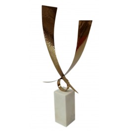MERMER TABAN ÜZERİNDE ÜÇGEN YAPRAK DEKOR 44CM MERMER TABAN ÜZERİNDE ÜÇGEN YAPRAK DEKOR 44CM